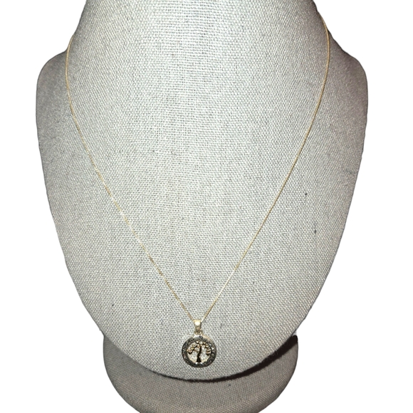 "A Family's Love" 925 Sterling Silver Family Tree Pendant Box Chain Necklace 18" - Picture 1 of 8